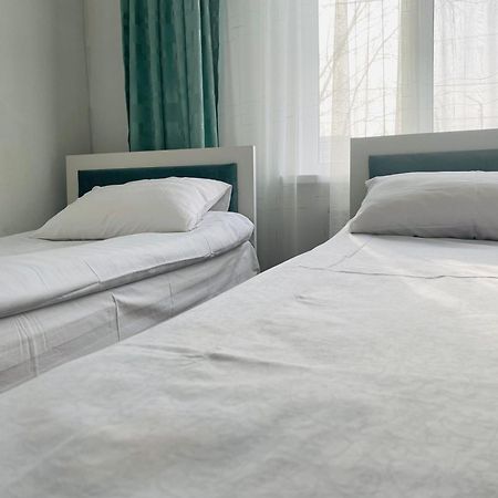 לינה וארוחת בוקר Karakol-Guest מראה חיצוני תמונה